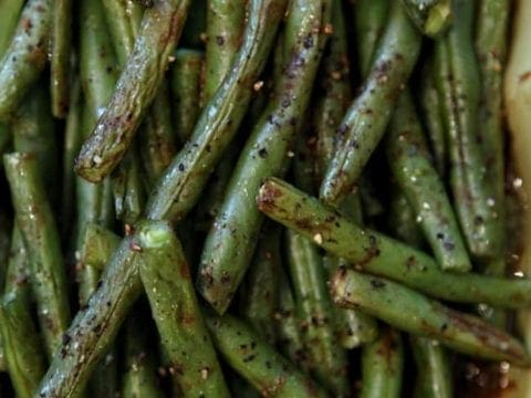 Close up image roasted green beans