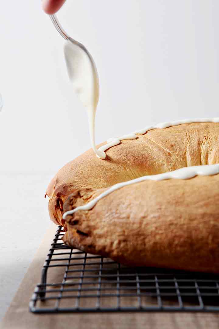 Cream Cheese and Raspberry King Cake (Homemade King Cake Recipe)