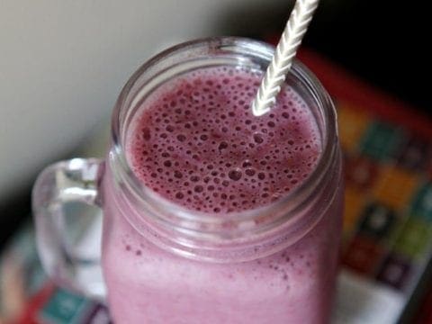 Raspberry and Strawberry Smoothie // The Speckled Palate