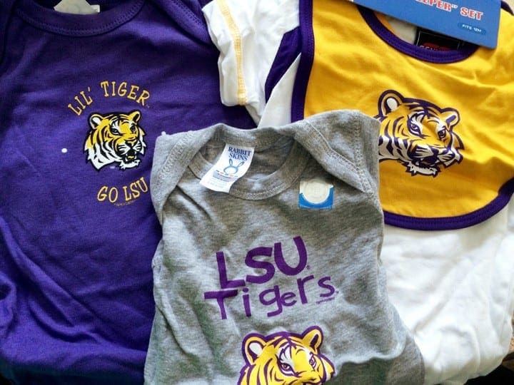 Picture of tiger on baby onesies and bib 