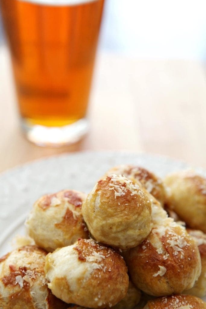 Parmesan Pretzel Bites // @speckledpalate for @mycookingspot