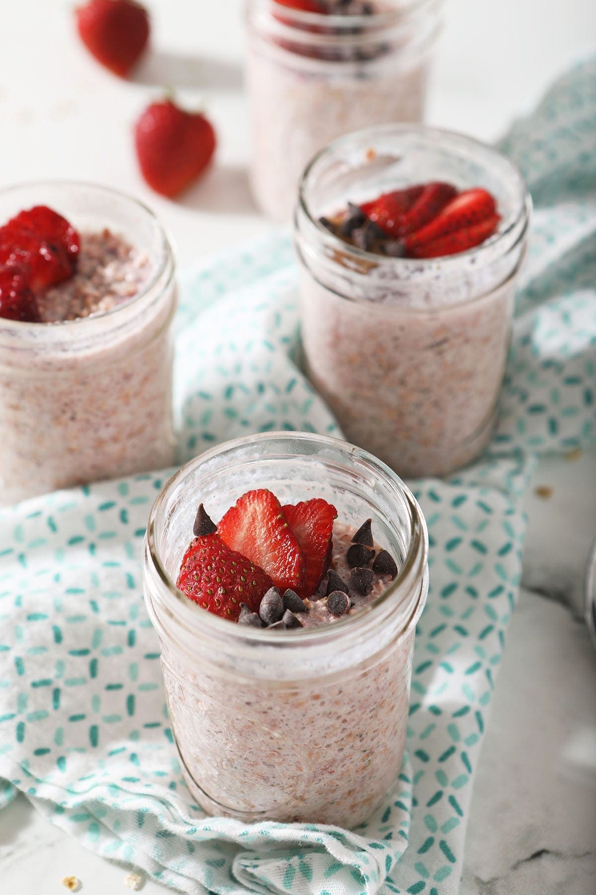 Organic Strawberry Overnight Oats