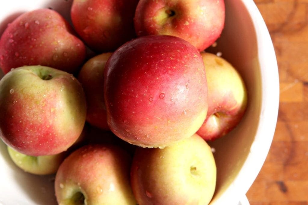 Overhead close up of bowl of red apples
