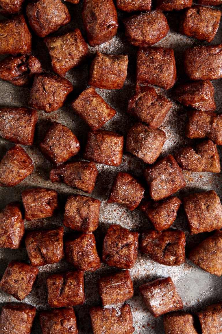 Chocolate Hazelnut Cream Cheese Dip // The Speckled Palate