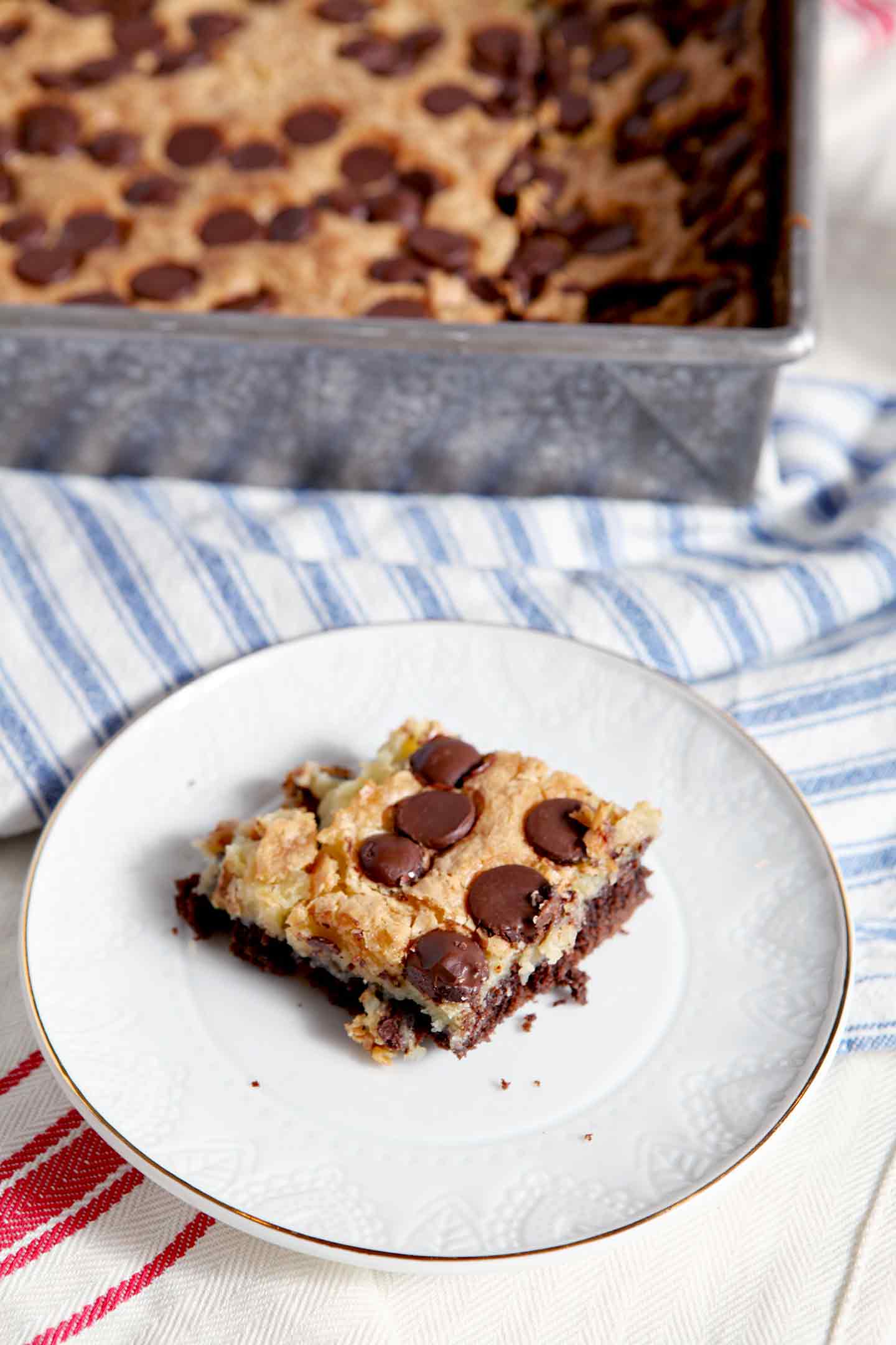 How to make Ooey Gooey Bars (Cheesecake Brownie Recipe)