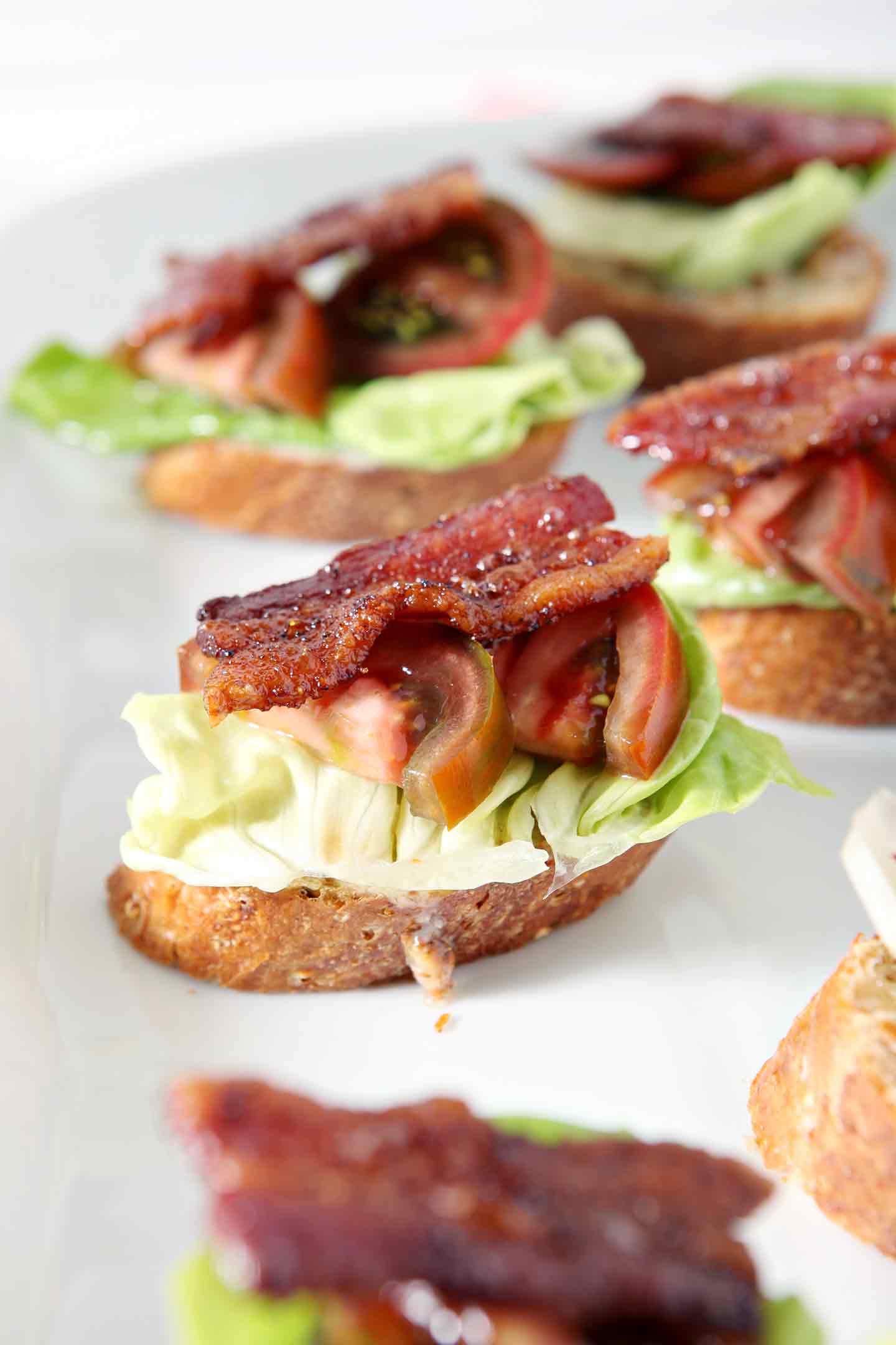 close up of blt bruschetta