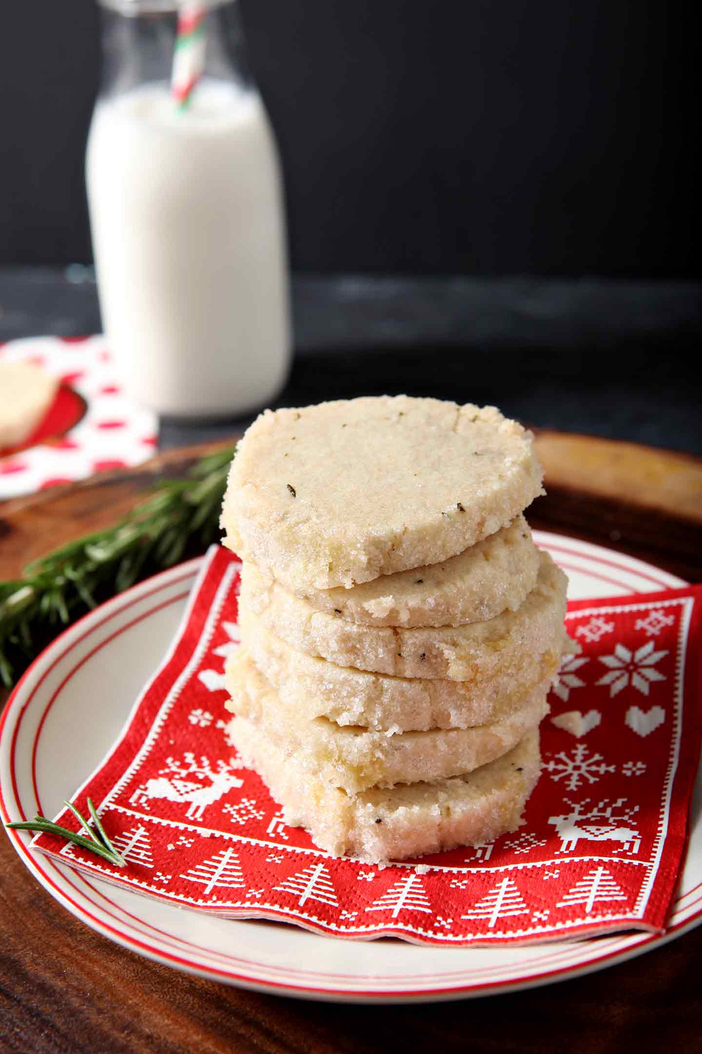 Ginger Rosemary Shortbread Cookies