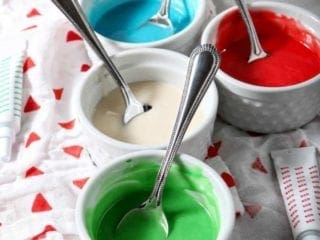 Easy Sugar Cookie Icing