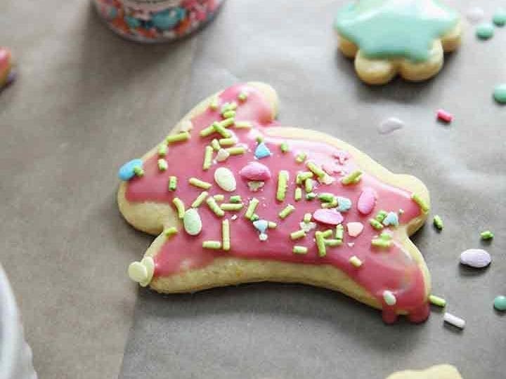 A bunny lemon cookie is decorated