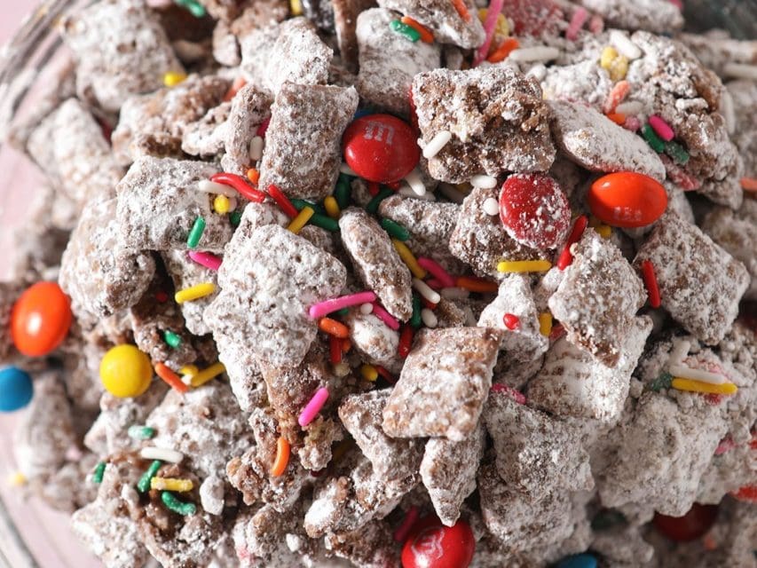 How to make Festive Chex Mix Puppy Chow (easy snack mix)
