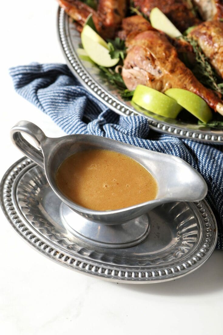 How to make the BEST Turkey Gravy from Turkey Drippings