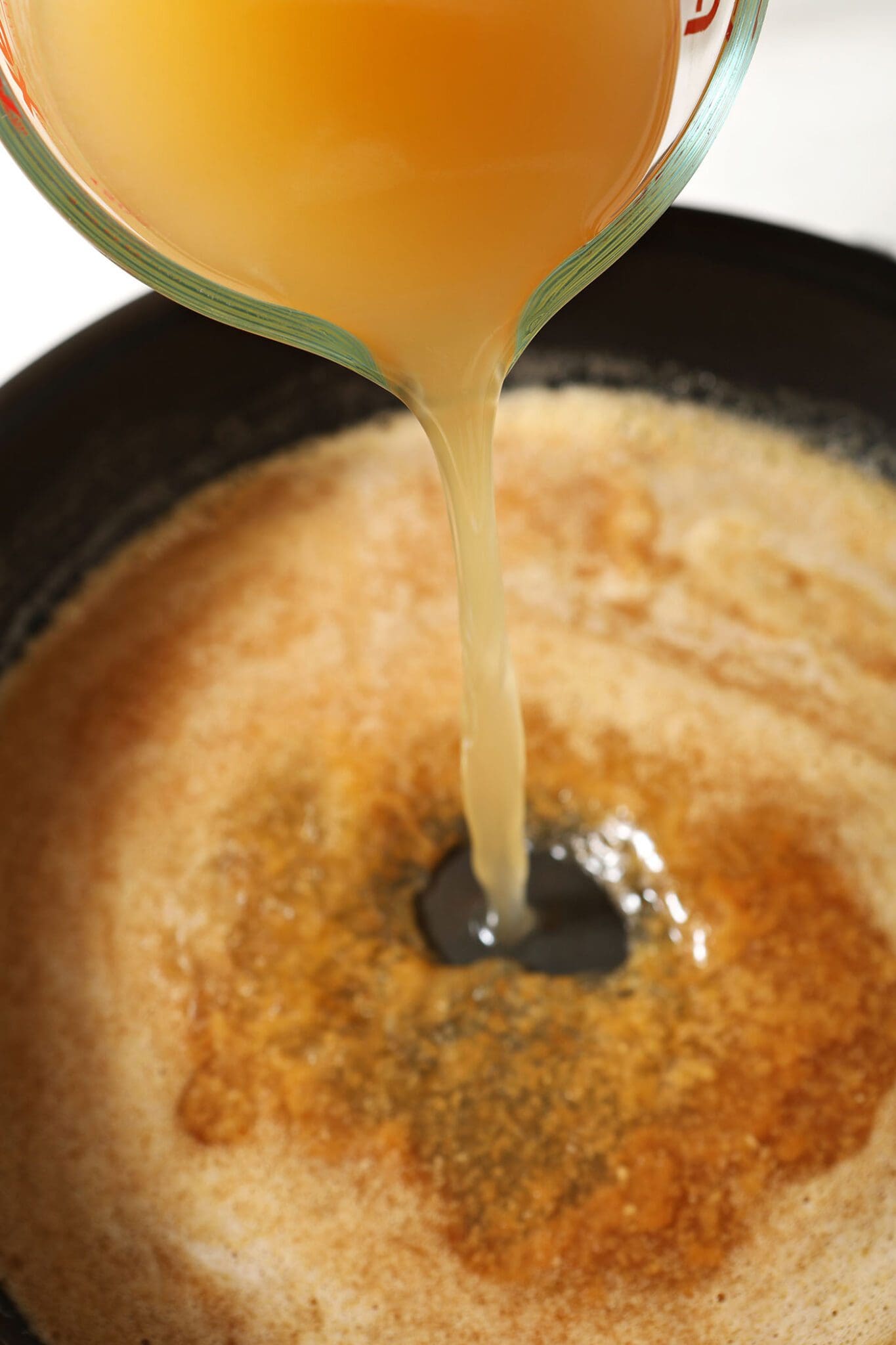 How to make the BEST Turkey Gravy from Turkey Drippings