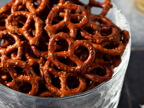 pretzels ranch dressing party mix Ranch Pretzel Snack Mix